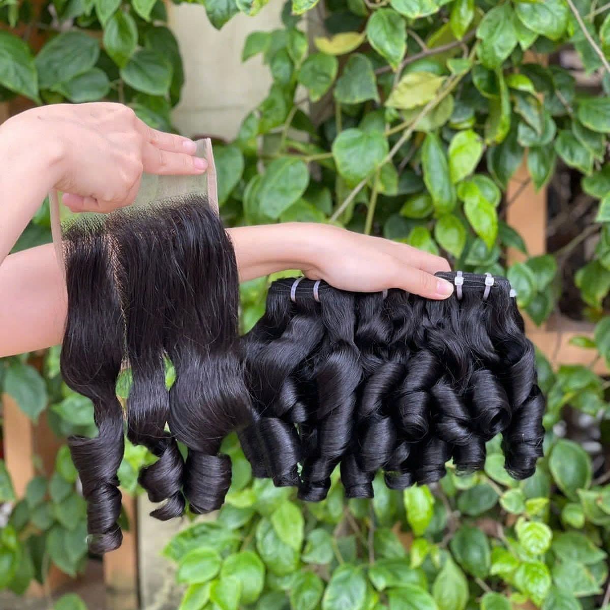 Bouncy Curly Natural Color